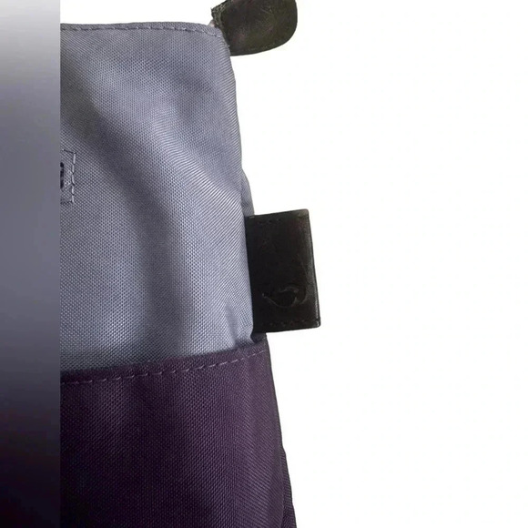 Mosey Nylon Tote Bag Mosey - Picture 6 of 10